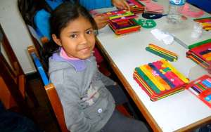 Little girl during a workshop at LCP