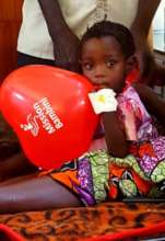 CDB_childwithheartball