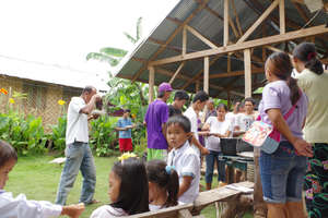 Working together to Rebuild Homes after Haiyan