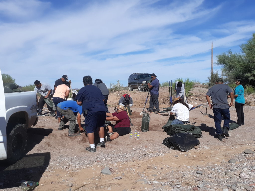 Volunteers help out after Hurricane Rosa