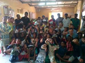 Interns from Pearson College,UK, at a play session