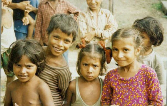 Hope of Education For 100 Poor Children in SriLank 