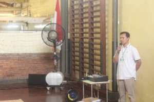 Paridi as the prayer speaker at YUM's celebration