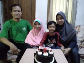 My children simple birtday celebration