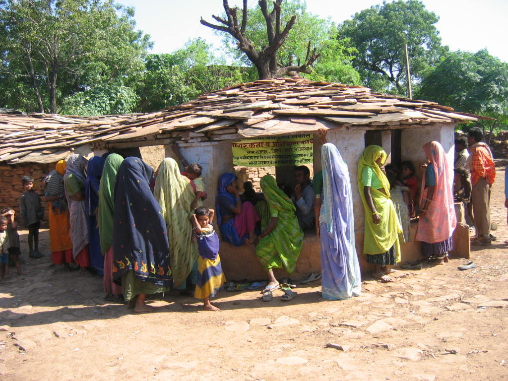 Solar Home Lighting to poor villagers in Rajasthan