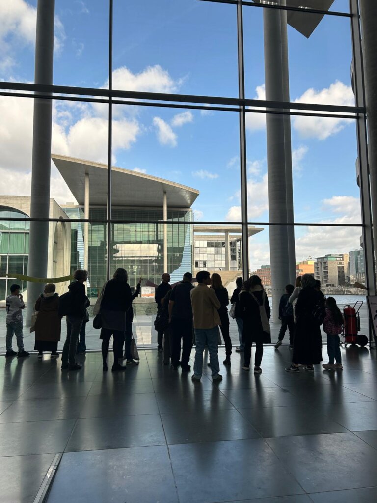 Tour through Paul Lobe Building
