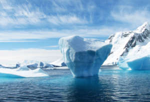 Iceberg flow in Greenland  - goodfreephotos.com