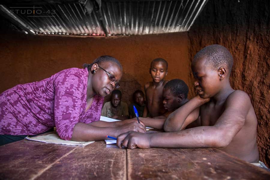 Helping street children to be Street Smart