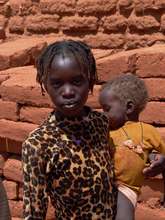 Thirsty Sudanese War Refugees