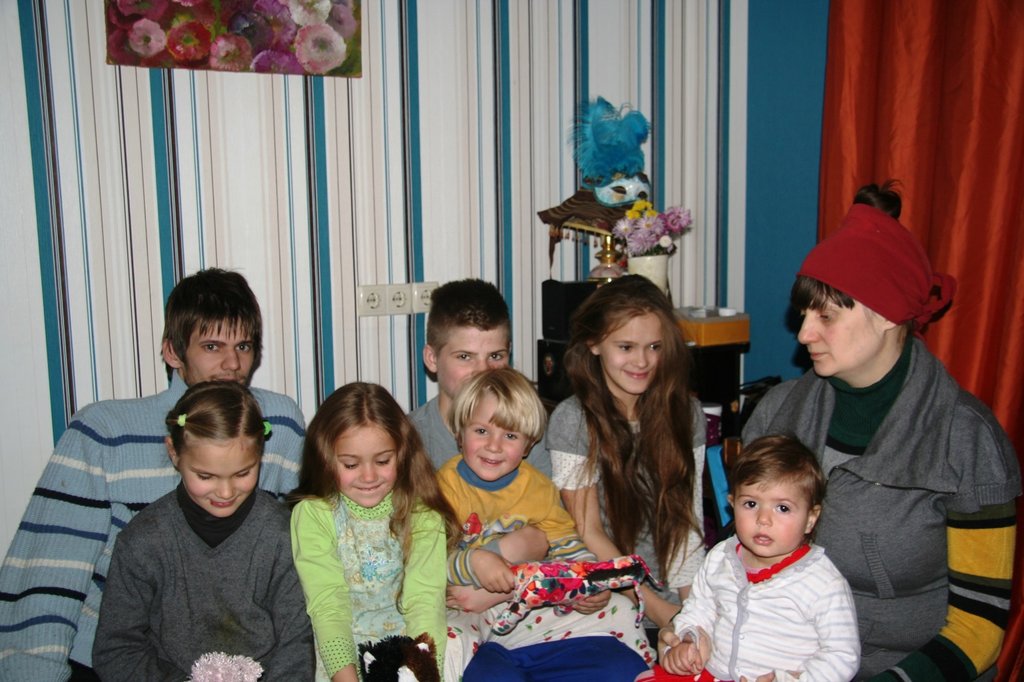 Help Ukrainian multi-child needy families