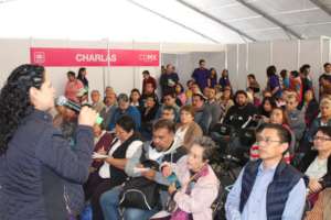 Stand "Talk to Experts" in Alzheimers Learn & Act