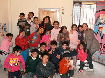 Educate 500 slum youth in Argentina