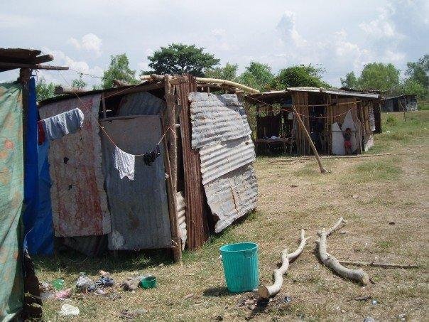 Fuel efficient stoves improve 300 Honduran lives