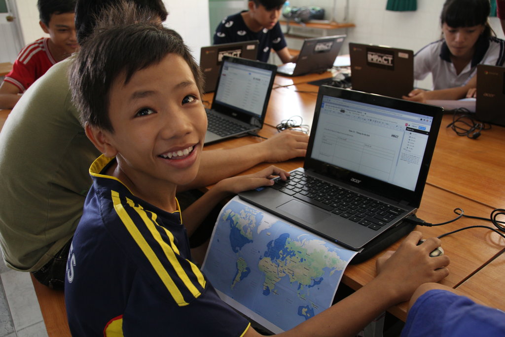 Equip Mobile Learning Lab for 450 Vietnam orphans