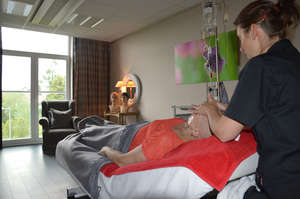 Beauty, Well-being and Dignity with Cancer