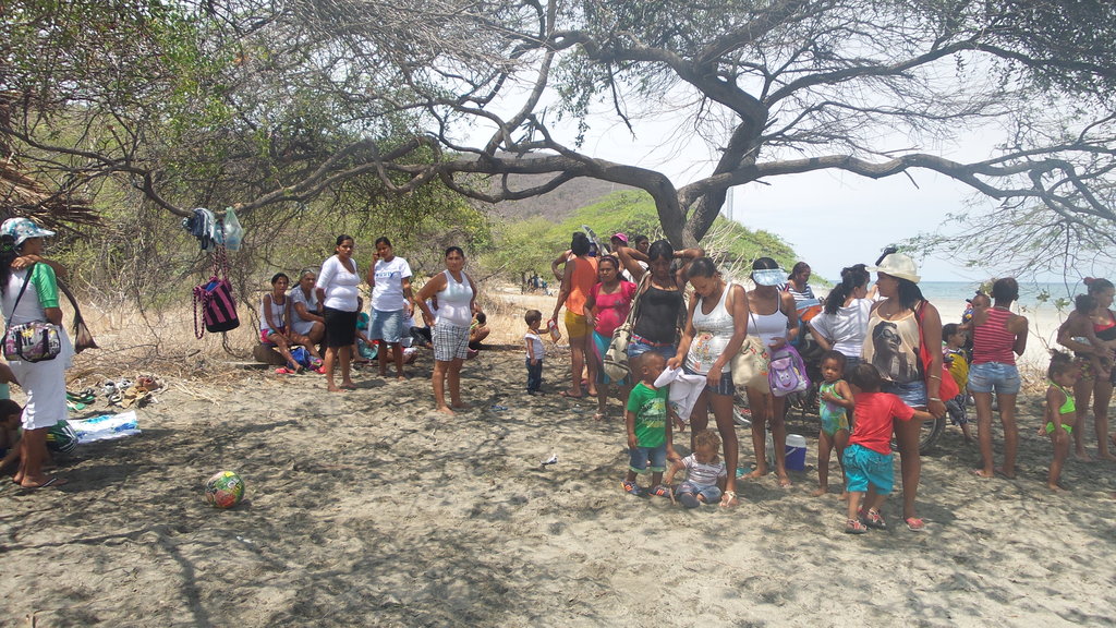 Empower 100 vulnerable Colombian families