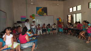 Empower 100 vulnerable Colombian families