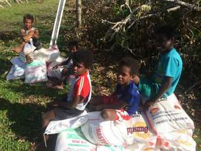 Food distribution on Tongoa