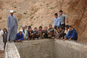 Water basin with kids
