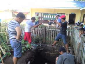 The dads of the students provide the labor