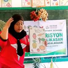 Students learn about 'Grow" foods