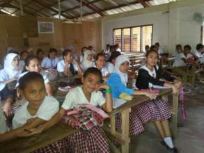 Muslim students at AAI supported school , Mindanao
