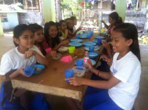 Lunch at Bunot ES in Mindanao