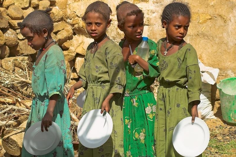 Help Feed Thousands of Refugees in Ethiopia