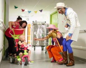 Meeting in Grenoble Hospital corridor