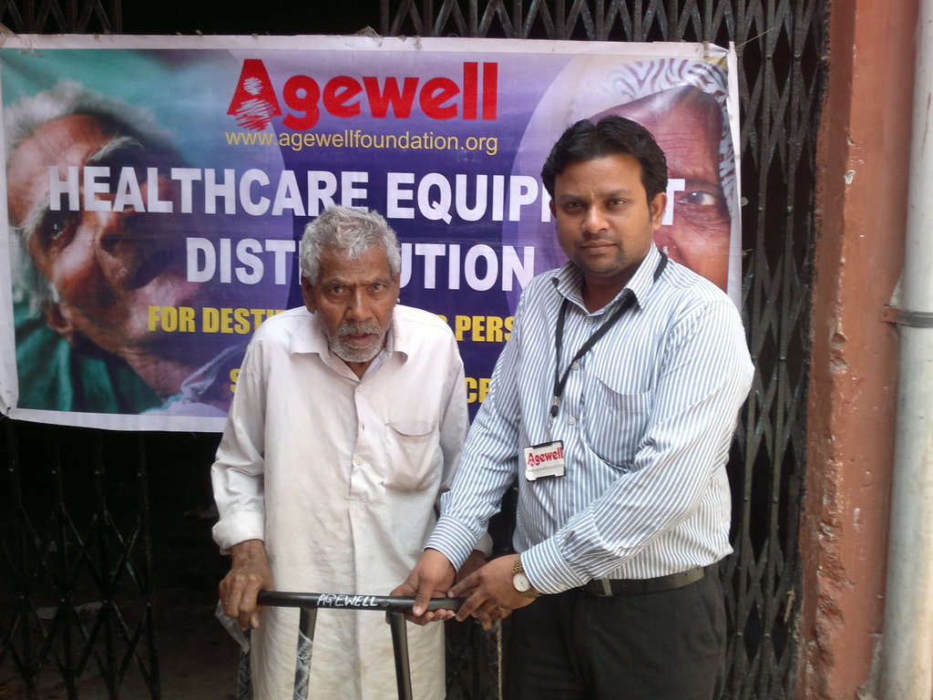 Free Healthcare Equipment to Poor Elderly in India