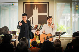 A free concert with local celebrity Son Pascal!