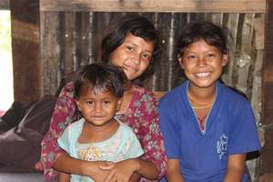 Children in front of their temporary shelter