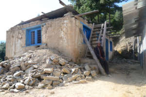 In the shadow of the quake, headmaster in Salleri