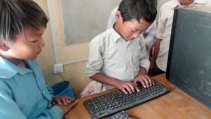 students learning Computer