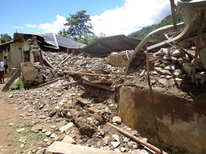 Crumbled School building