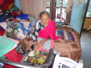 96 years elderly with oxygen