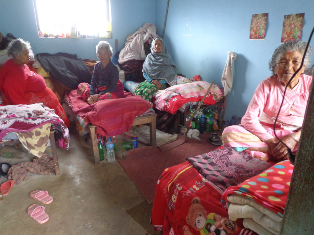 Provide food for 100 elderly people in Nepal