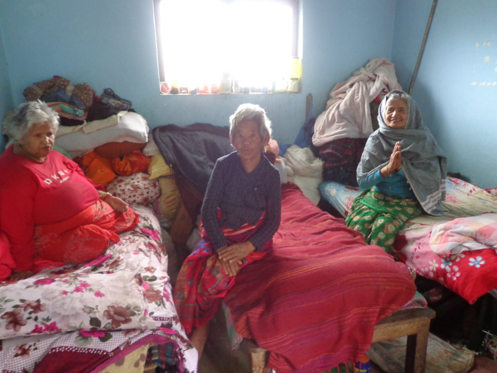 Provide food for 100 elderly people in Nepal