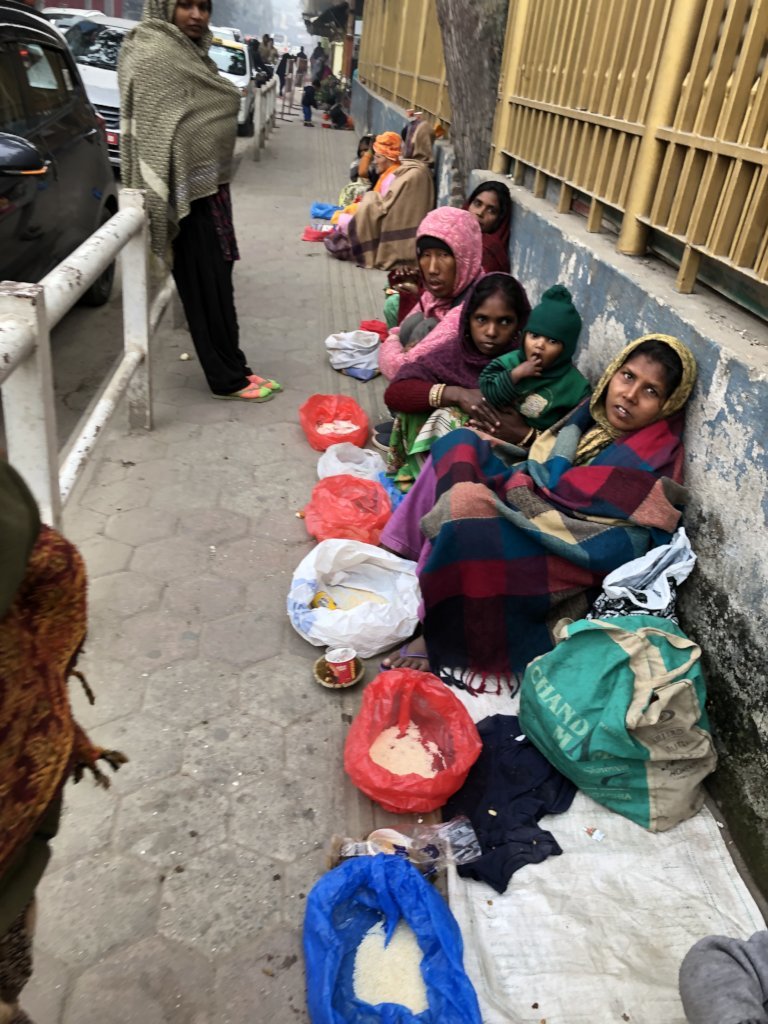Provide food for 100 elderly people in Nepal