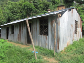 Temporary structure:Shree Latteswor Primary School