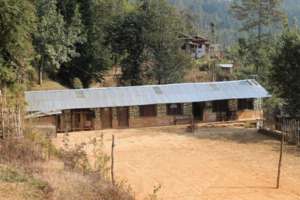 Replaced roof at Kalidhunga School