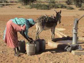 Fetching water in Darfur