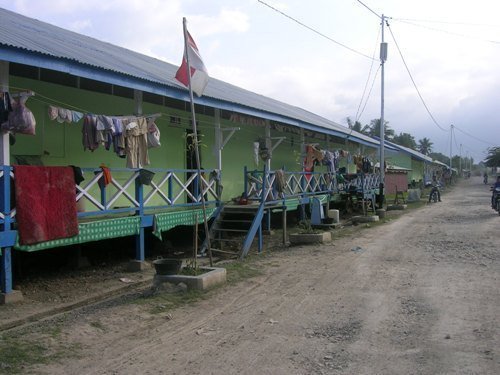 Education for 100 Banda Aceh orphans