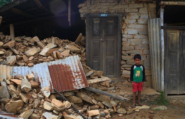 Relief to Nepal earthquake victims