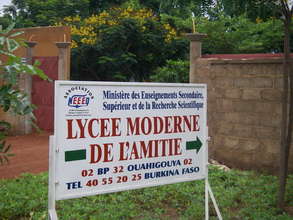 Lycee Modern de l'Amitie