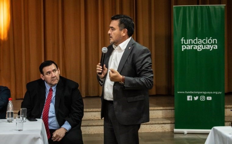 Presentations about the model are given