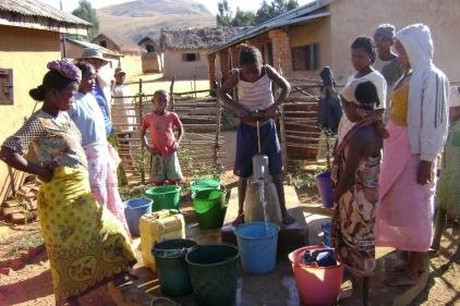Bring clean water to 5 villages in Madagascar