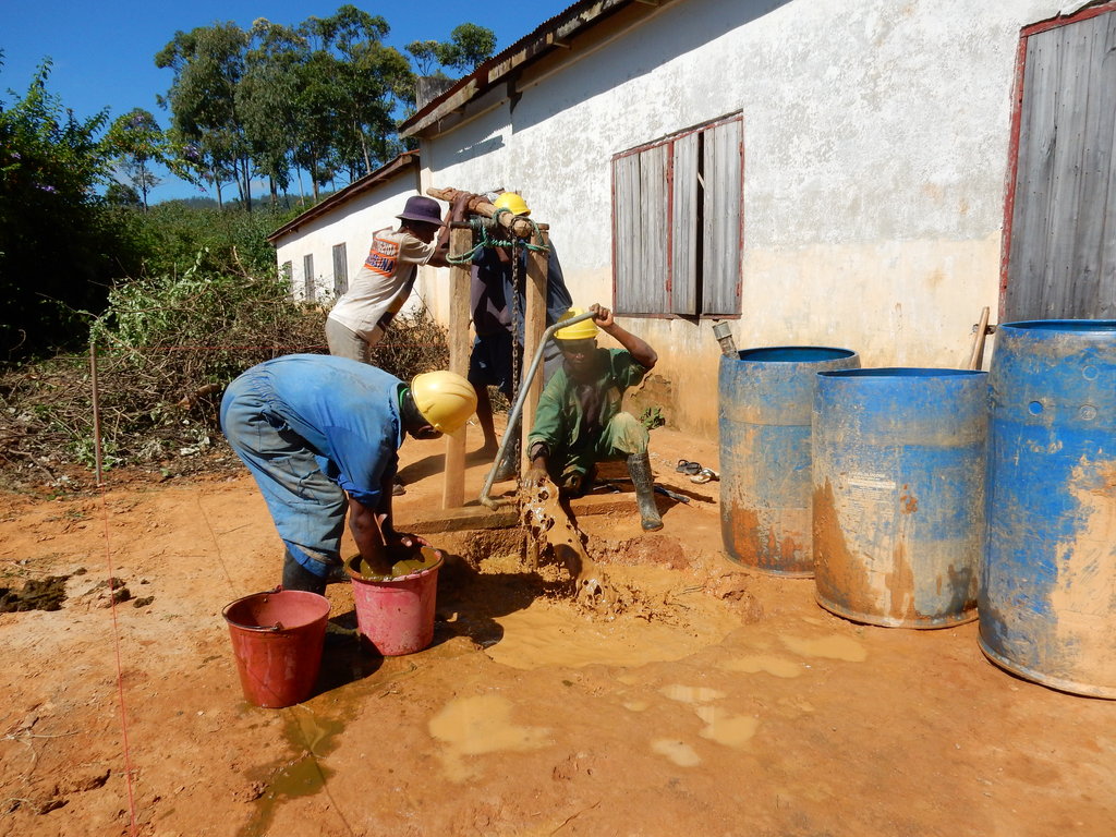 Bring clean water to 5 villages in Madagascar