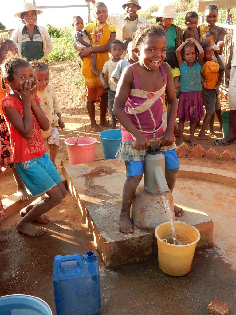 Bring clean water to 5 villages in Madagascar
