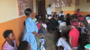 In blue is one of the grand mothers